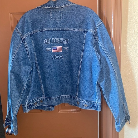 EUC - VINTAGE GUESS Jean Jacket. Vintage. Womens Large - Picture 1 of 4
